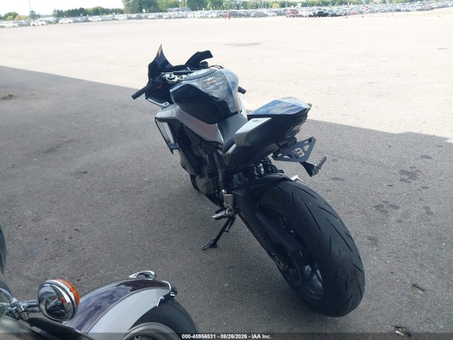 Cf Moto 675ss 2025 LCEPEVLPXS6003378 Image 3