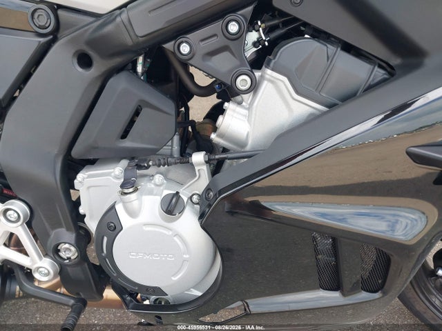 Cf Moto 675ss 2025 LCEPEVLPXS6003378 Image 8
