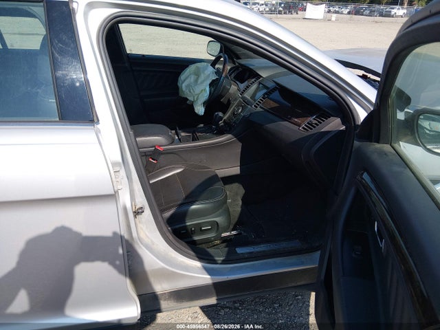 45956547 :رقم المزاد ، 1FAHP2F82JG102194 vin ، 2018 Ford Taurus Limited مزاد بيع