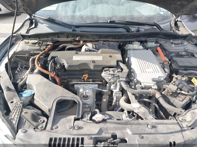 Продажа на аукционе авто 2015 Honda Accord Hybrid Touring, vin: 1HGCR6F74FA001585, номер лота: 45956564
