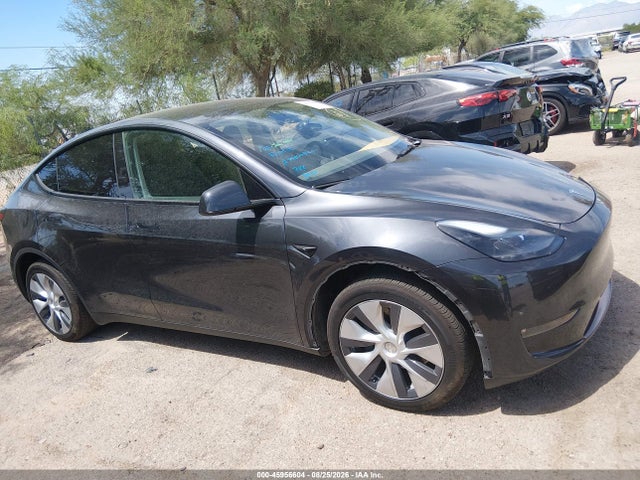 Продаж на аукціоні авто 2024 Tesla Model Y Long Range Dual Motor All-wheel Drive, vin: 7SAYGDEE8RF994344, номер лоту: 45956604