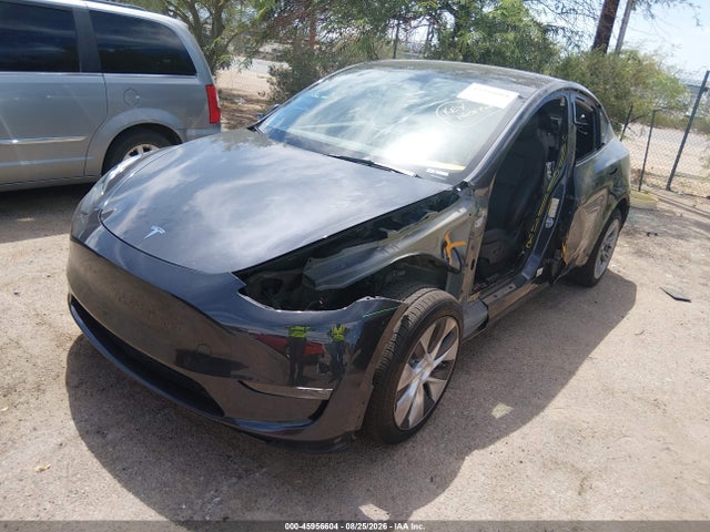 Продаж на аукціоні авто 2024 Tesla Model Y Long Range Dual Motor All-wheel Drive, vin: 7SAYGDEE8RF994344, номер лоту: 45956604