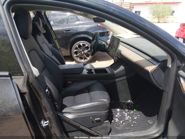 Продаж на аукціоні авто 2024 Tesla Model Y Long Range Dual Motor All-wheel Drive, vin: 7SAYGDEE8RF994344, номер лоту: 45956604