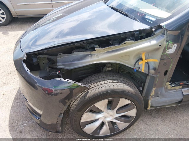 Продаж на аукціоні авто 2024 Tesla Model Y Long Range Dual Motor All-wheel Drive, vin: 7SAYGDEE8RF994344, номер лоту: 45956604