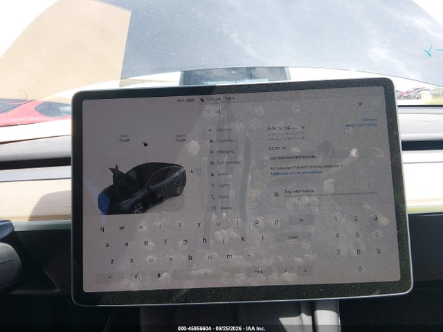 Продаж на аукціоні авто 2024 Tesla Model Y Long Range Dual Motor All-wheel Drive, vin: 7SAYGDEE8RF994344, номер лоту: 45956604
