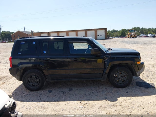 45956609 :رقم المزاد ، 1C4NJPBAXGD528391 vin ، 2016 Jeep Patriot Sport مزاد بيع