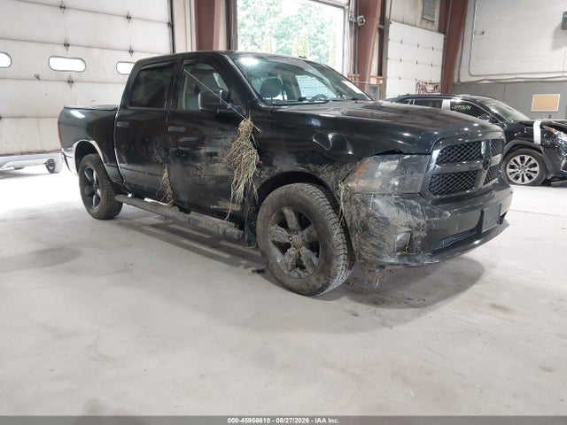 Auction sale of the 2018 Ram 1500 Express  4x4 5'7 Box, vin: 3C6RR7KT1JG123310, lot number: 45956610