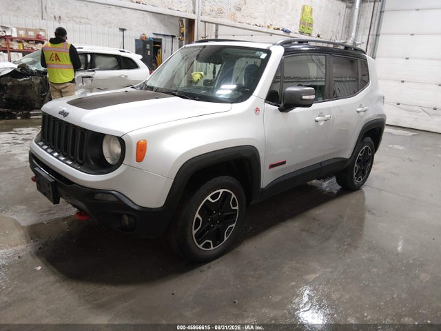 Jeep Renegade Trailhawk 2016 ZACCJBCT8GPE19116 Image 2