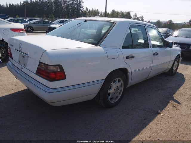 45956617 :رقم المزاد ، WDBEA32E6SC199701 vin ، 1995 Mercedes-benz E 320 Base/320 Special مزاد بيع