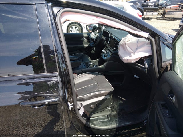Chrysler Pacifica 2027 2C4RC1GG6VR553563 Image 5