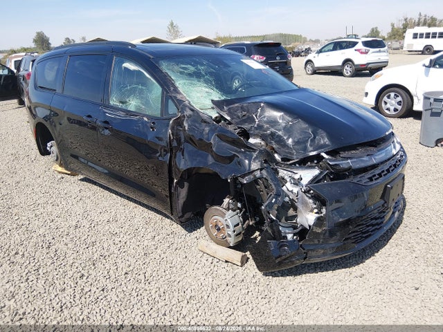 Chrysler Pacifica 2027 2C4RC1GG6VR553563 Image 6