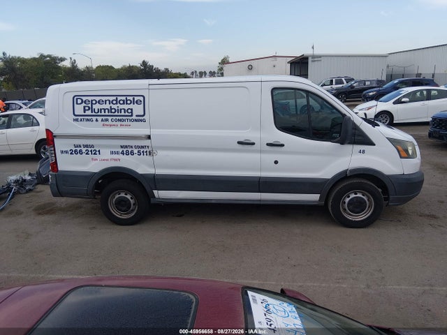 45956658 :رقم المزاد ، 1FTNR1YM7FKA44034 vin ، 2015 Ford Transit-250 مزاد بيع