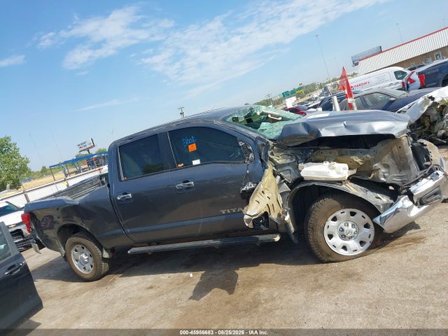 45956683 :رقم المزاد ، 1N6AA1F37JN501588 vin ، 2018 Nissan Titan Xd Sv Gas مزاد بيع