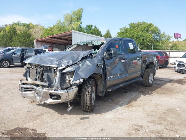 45956683 :رقم المزاد ، 1N6AA1F37JN501588 vin ، 2018 Nissan Titan Xd Sv Gas مزاد بيع