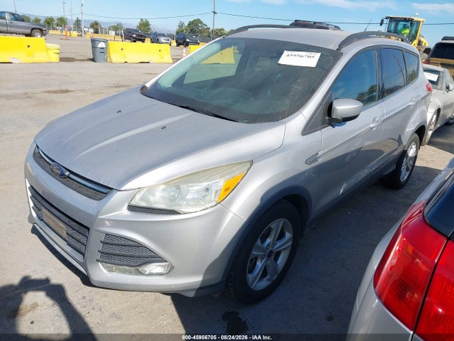 1FMCU0G92FUC43764 Ford ESCAPE SE