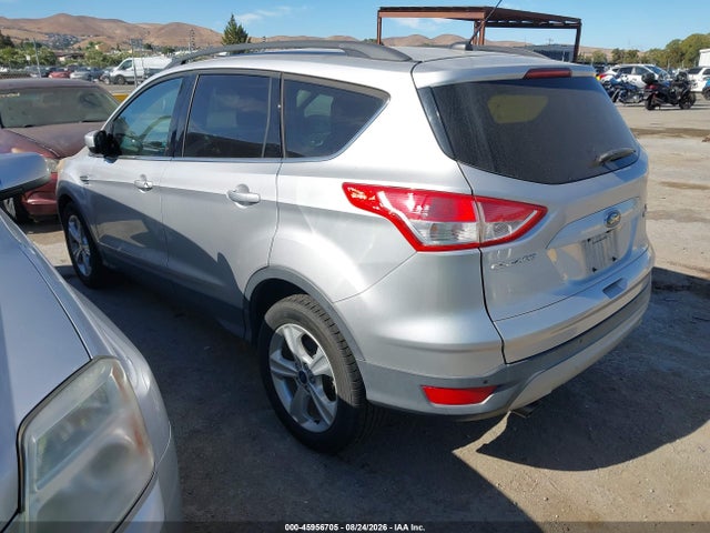 1FMCU0G92FUC43764 Ford ESCAPE SE