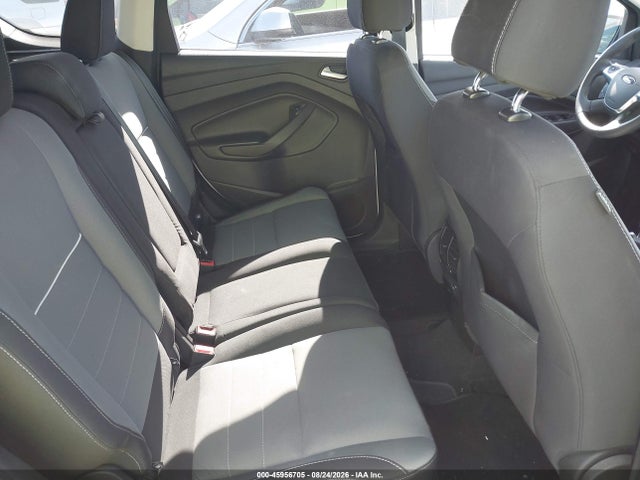 1FMCU0G92FUC43764 Ford ESCAPE SE