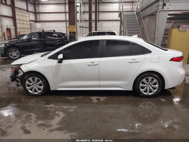Toyota COROLLA LE 2021 JTDEPMAEXMJ189078 Image 15