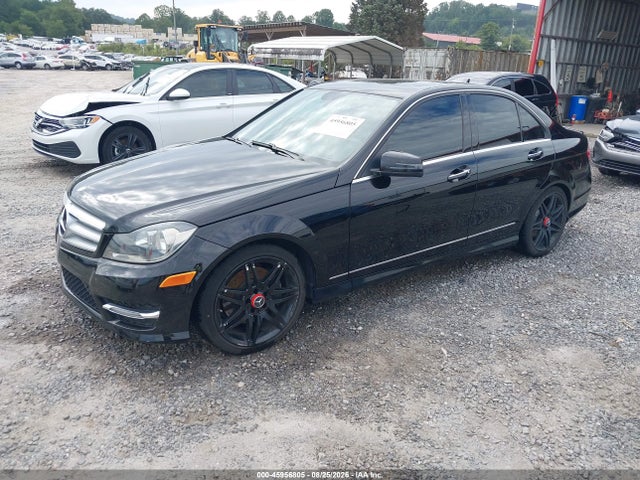 Продаж на аукціоні авто 2013 Mercedes-benz C 300 Sport 4matic, vin: WDDGF8AB4DA824004, номер лоту: 45956805