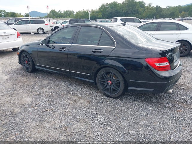 Продаж на аукціоні авто 2013 Mercedes-benz C 300 Sport 4matic, vin: WDDGF8AB4DA824004, номер лоту: 45956805