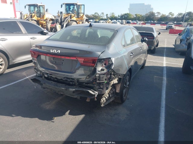 KIA Forte Lxs 2023 3KPF24AD4PE586068 Image 4