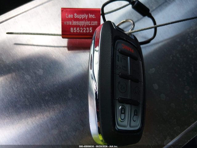 45956830 :رقم المزاد ، 2C4RC1BG9VR585463 vin ، 2027 Chrysler Pacifica مزاد بيع