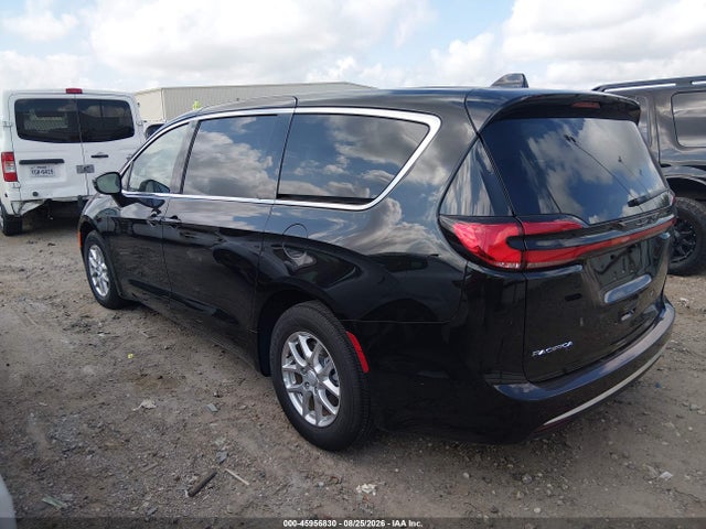 45956830 :رقم المزاد ، 2C4RC1BG9VR585463 vin ، 2027 Chrysler Pacifica مزاد بيع