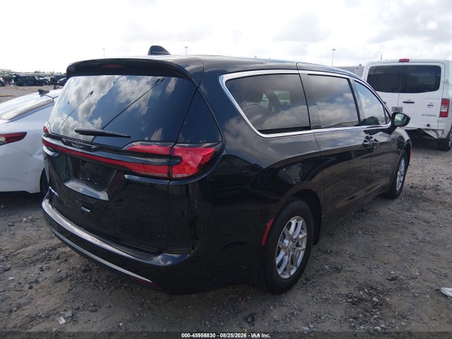 45956830 :رقم المزاد ، 2C4RC1BG9VR585463 vin ، 2027 Chrysler Pacifica مزاد بيع