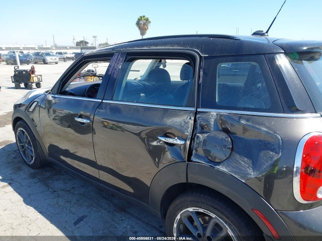 Продажа на аукционе авто 2015 Mini Countryman Cooper S, vin: WMWZC3C5XFWT04317, номер лота: 45956831