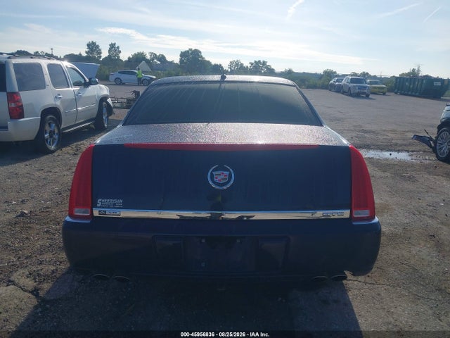 45956836 :رقم المزاد ، 1G6KD57Y58U147802 vin ، 2008 Cadillac Dts 1sa مزاد بيع