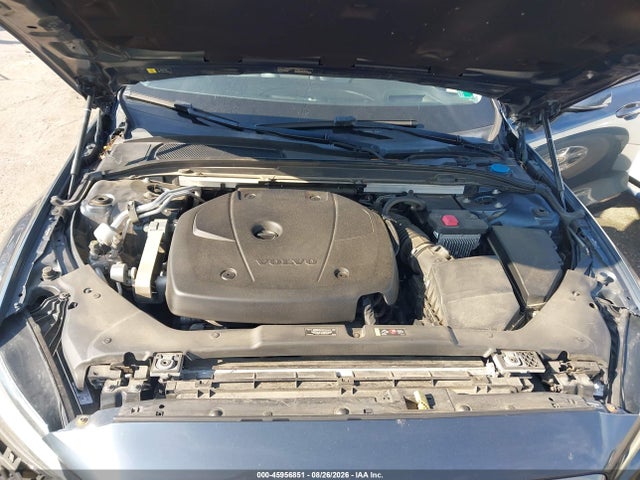 Продаж на аукціоні авто 2020 Volvo S60 T6 Momentum, vin: 7JRA22TK2LG065095, номер лоту: 45956851