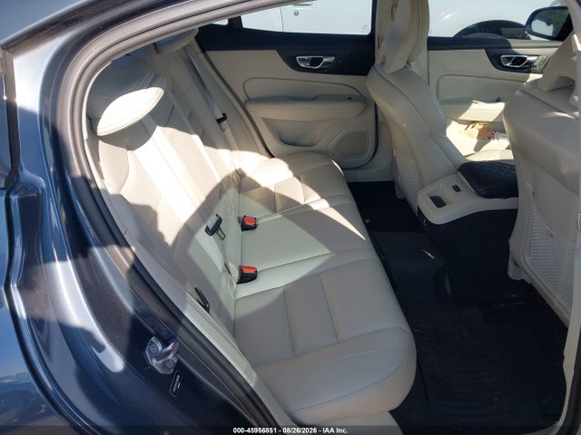Продаж на аукціоні авто 2020 Volvo S60 T6 Momentum, vin: 7JRA22TK2LG065095, номер лоту: 45956851