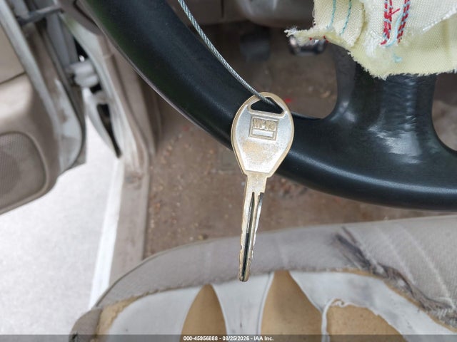 Продажа на аукционе авто 2000 Nissan Frontier Xe, vin: 1N6DD21S9YC434880, номер лота: 45956888