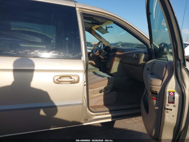 Продаж на аукціоні авто 2001 Dodge Grand Caravan Sport, vin: 2B8GP44G51R107136, номер лоту: 45956905