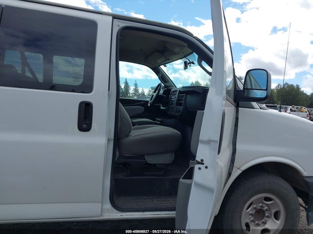 Chevrolet Express 2500 Ls 2018 1GAWGEFG3J1302815 Image 5