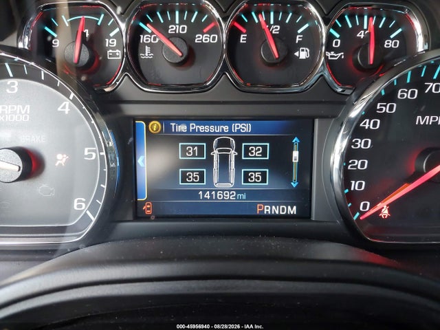 Продажа на аукционе авто 2015 Chevrolet Suburban Lt, vin: 1GNSCJKC1FR273425, номер лота: 45956940