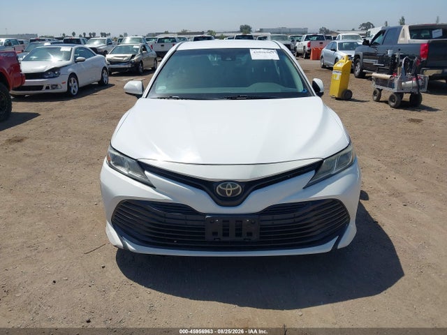 Toyota CAMRY LE 2018 4T1B11HK7JU636681 Image 12