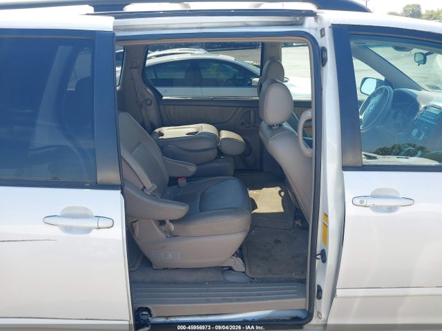 45956973 :رقم المزاد ، 5TDBA22C16S060528 vin ، 2006 Toyota Sienna Xle مزاد بيع