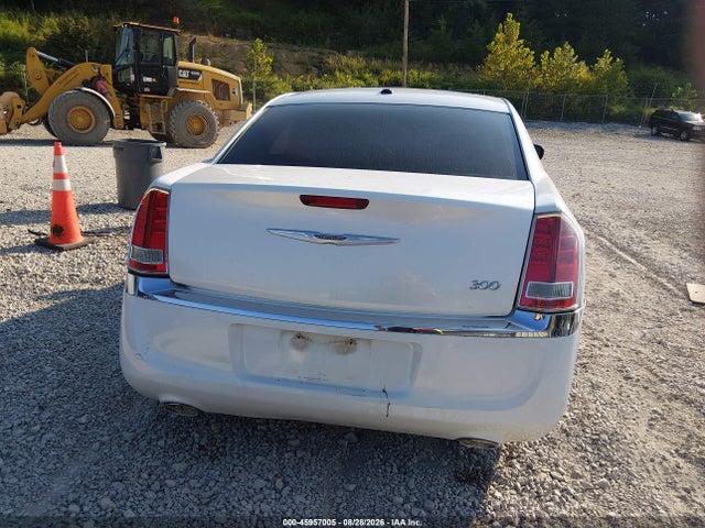 45957005 :رقم المزاد ، 2C3CCACG4CH245651 vin ، 2012 Chrysler 300 Limited مزاد بيع