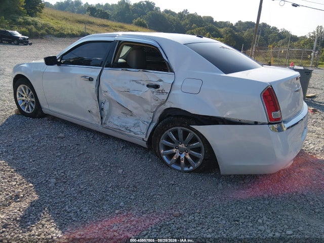 45957005 :رقم المزاد ، 2C3CCACG4CH245651 vin ، 2012 Chrysler 300 Limited مزاد بيع