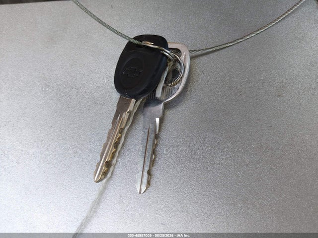 45957009 :رقم المزاد ، 2G1WF52E519156470 vin ، 2001 Chevrolet Impala مزاد بيع
