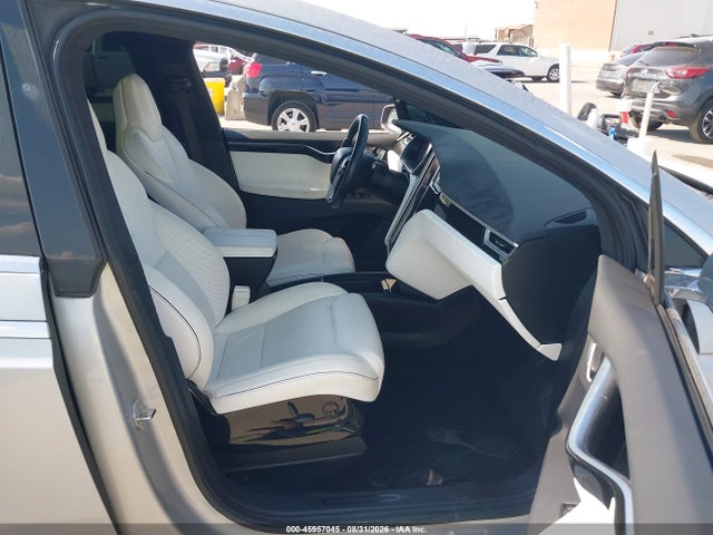 45957045 :رقم المزاد ، 5YJXCBE2XGF029383 vin ، 2016 Tesla Model X 60d/70d/75d/90d/p100d مزاد بيع