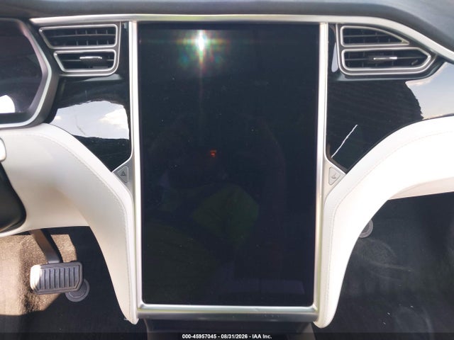 45957045 :رقم المزاد ، 5YJXCBE2XGF029383 vin ، 2016 Tesla Model X 60d/70d/75d/90d/p100d مزاد بيع