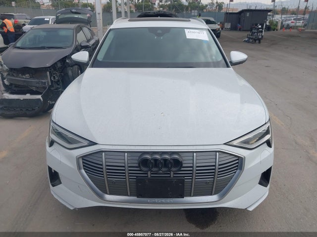 Audi E-tron Premium Plus 2019 WA1LAAGE8KB022668 Image 12