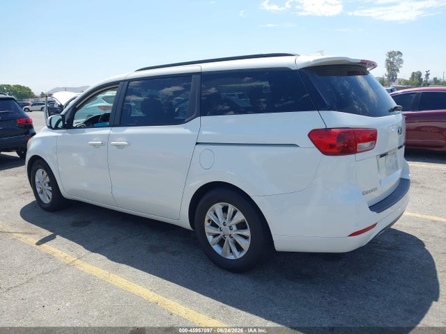 KIA SEDONA LX 2016 KNDMB5C15G6114371 Image 3