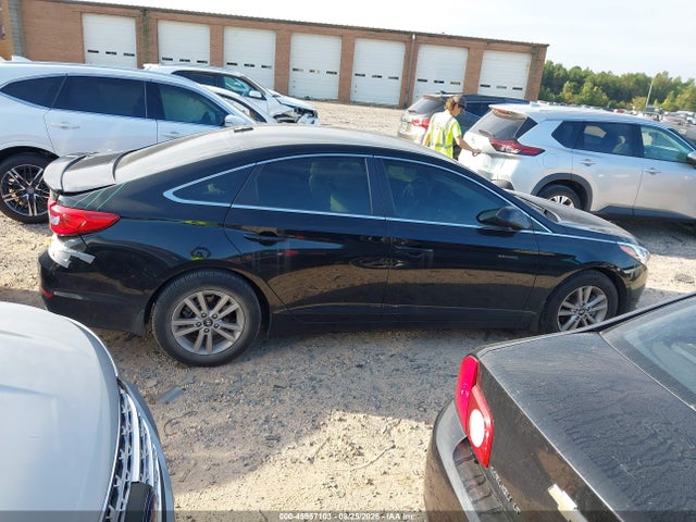 Продажа на аукционе авто 2015 Hyundai Sonata Se, vin: 5NPE24AF2FH203235, номер лота: 45957103