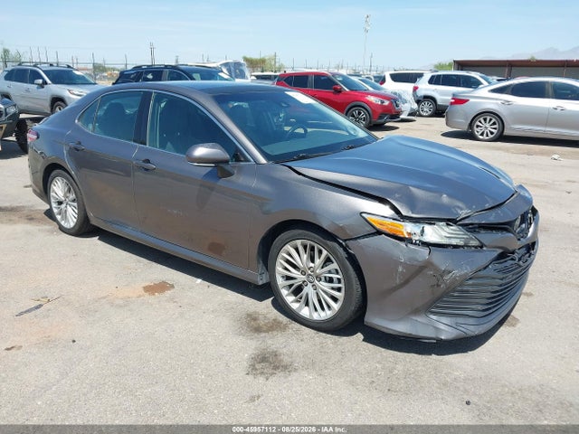 Продажа на аукционе авто 2018 Toyota Camry Xle, vin: 4T1B11HK1JU014884, номер лота: 45957112