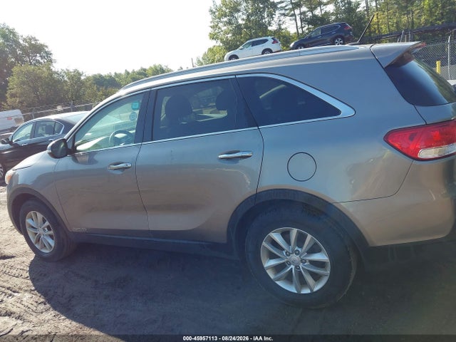45957113 :رقم المزاد ، 5XYPGDA54JG371461 vin ، 2018 Kia Sorento 3.3l Lx مزاد بيع