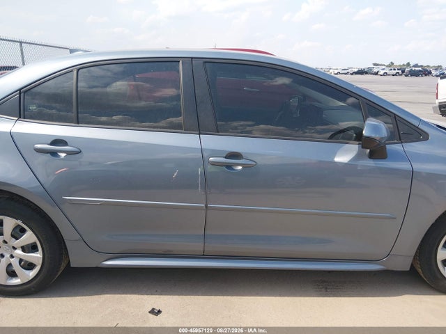 2022 Toyota Corolla Le მანქანა იყიდება აუქციონზე, vin: JTDEPMAE7NJ229487, აუქციონის ნომერი: 45957120