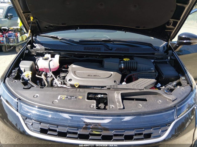 Chrysler Pacifica 2027 2C4RC1BG9VR568680 Image 10